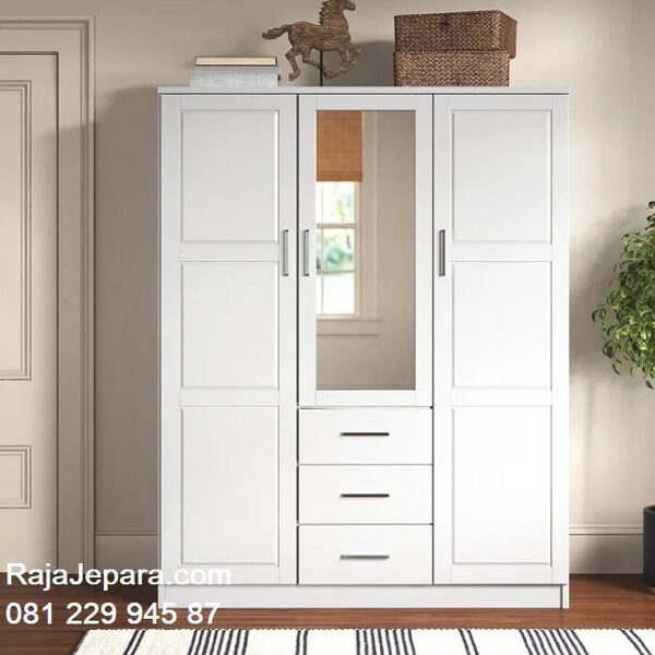 LEMARI BAJU 3 PINTU RP 1.200.000