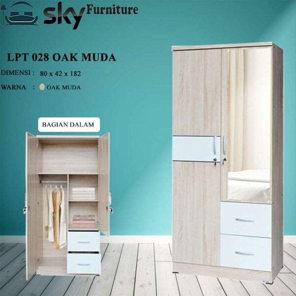 LEMARI BAJU RP 700.000
